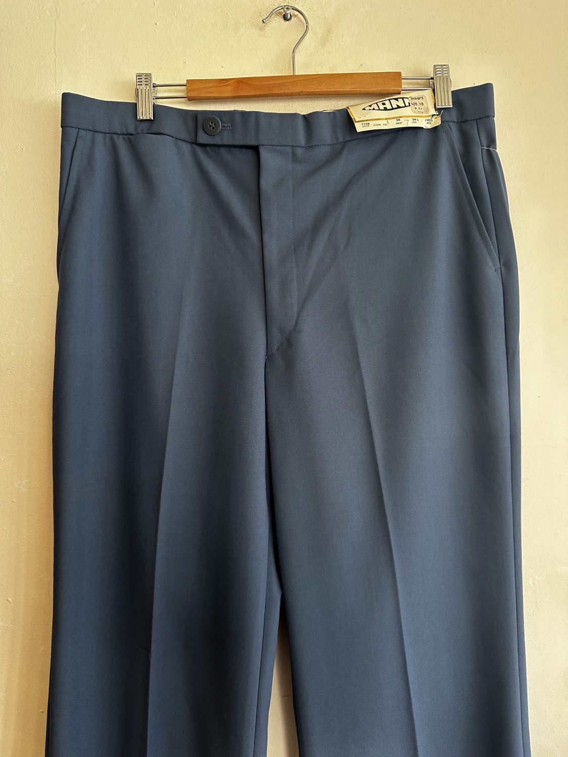 VINTAGE DEADSTOCK 70s 'MANN' BLUE FLARED MENS PANTS 38 INCH | Chaos ...