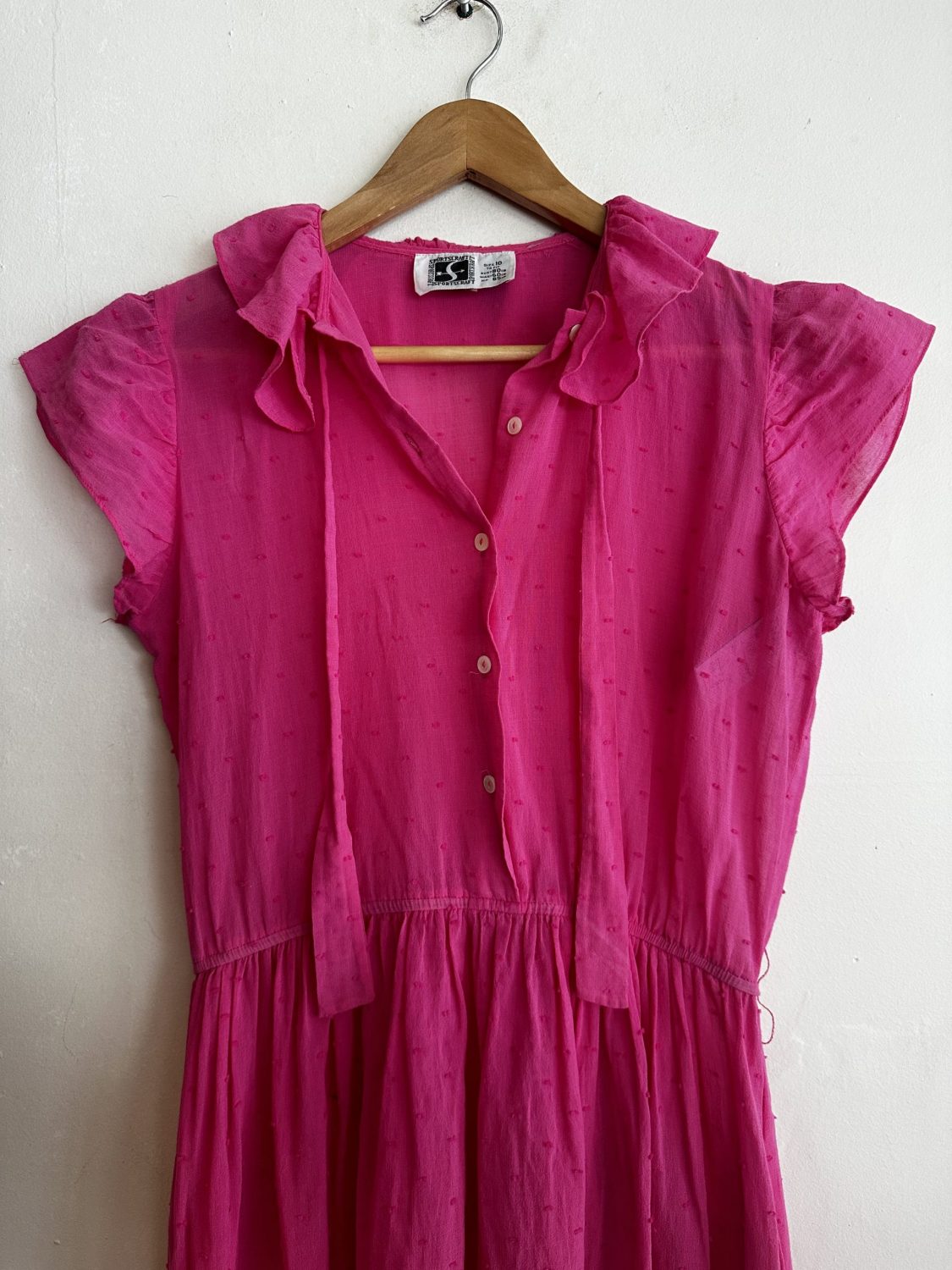 HOT PINK VINTAGE SPORTSCRAFT COTTON DRESS WITH CAPPED SLEEVES | Chaos ...
