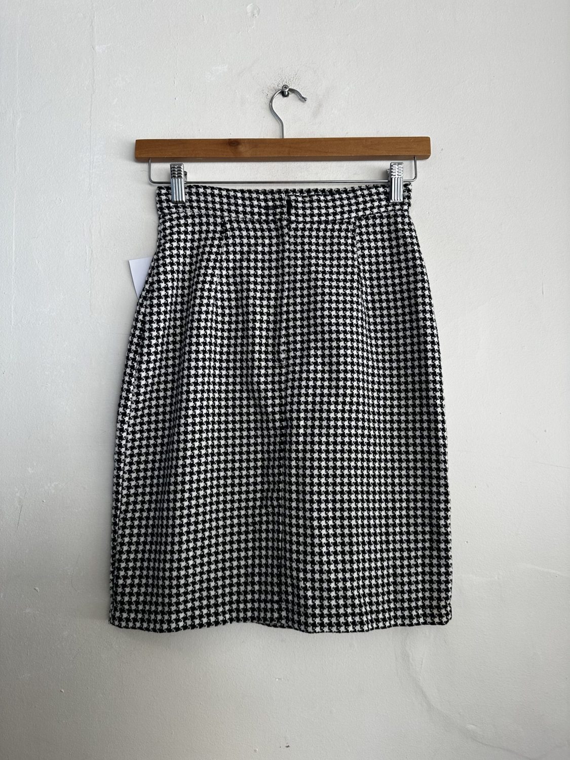 80's 'MISS SHOP' ADDITIONS BLACK/WHITE HOUNDSTOOTH PENCIL SKIRT | Chaos ...